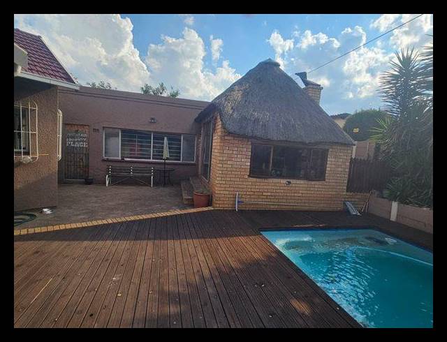 3 BEDROOM HOUSE FOR SALE IN RAVENSKLIP